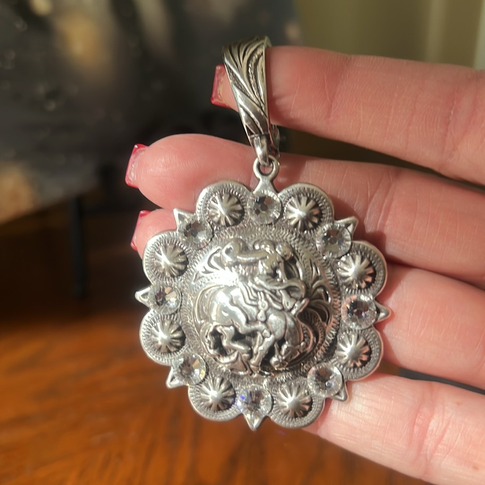 Buckin horse pendant with rhinestones
